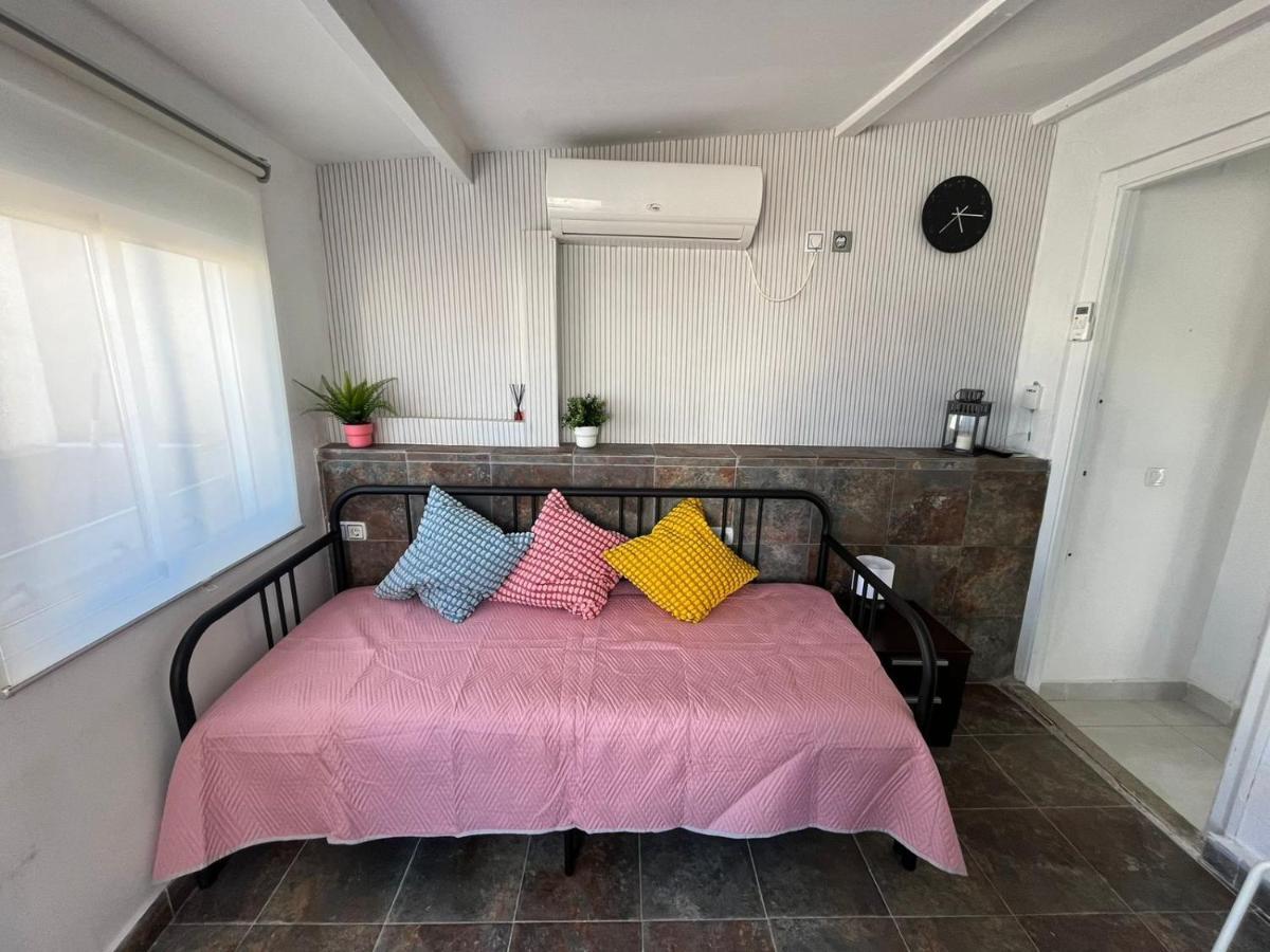 Habitacion Con Terraza En Alicante Kültér fotó