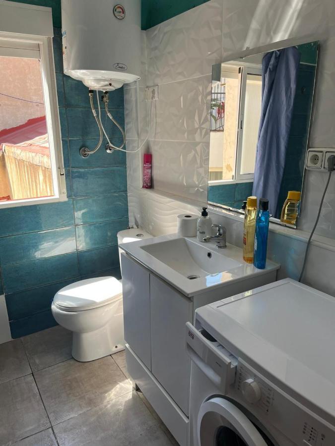 Habitacion Con Terraza En Alicante Kültér fotó