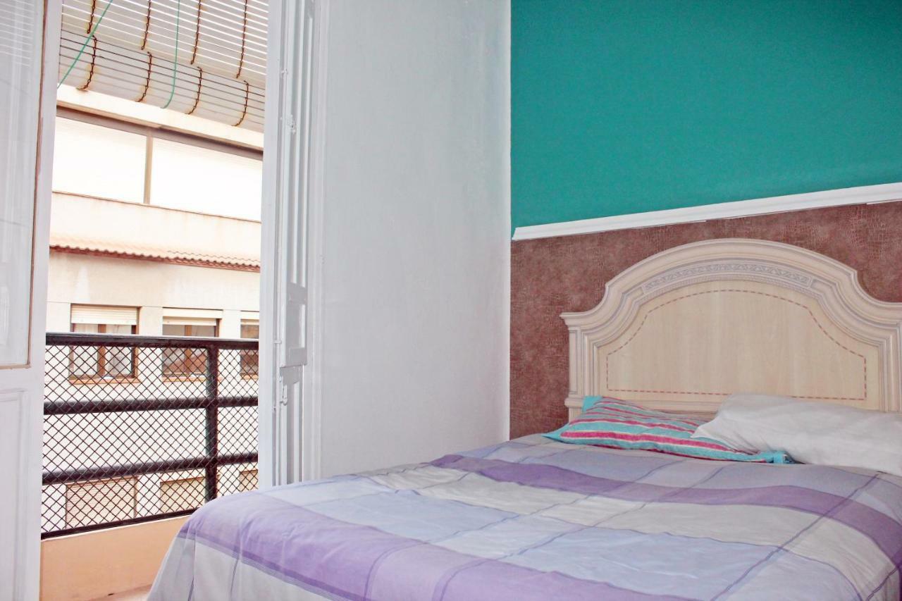 Habitacion Con Terraza En Alicante Kültér fotó
