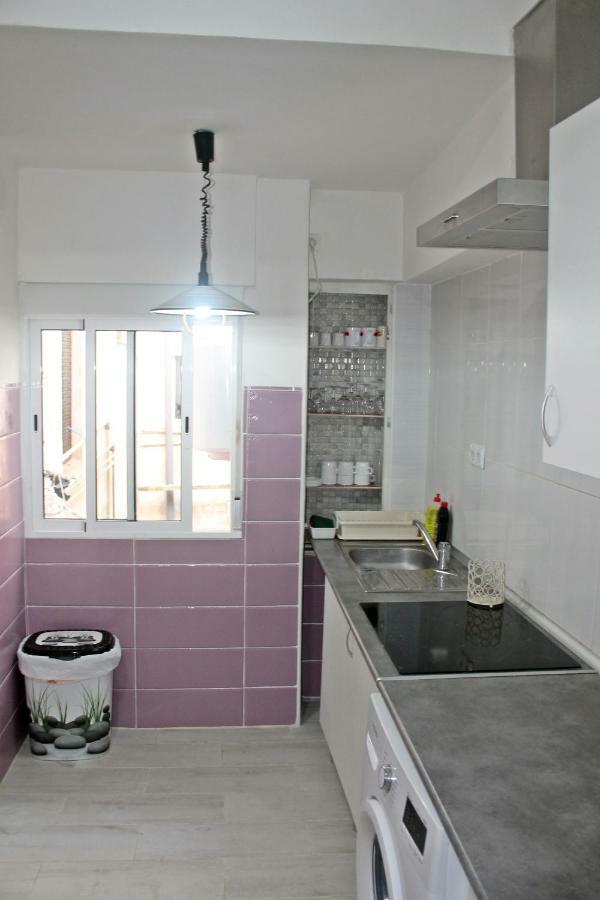 Habitacion Con Terraza En Alicante Kültér fotó