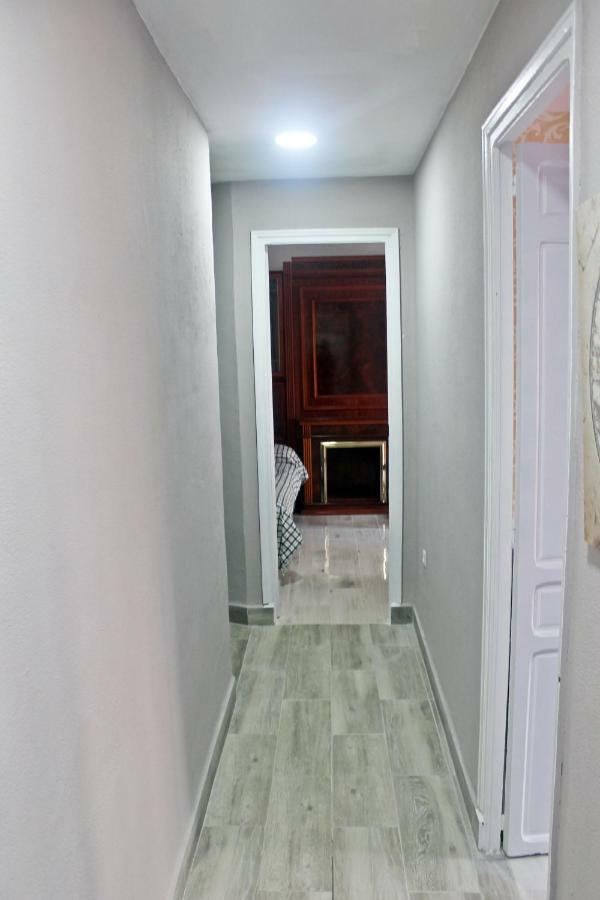 Habitacion Con Terraza En Alicante Kültér fotó
